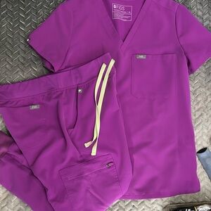 Women’s purple jolt figs scrub set